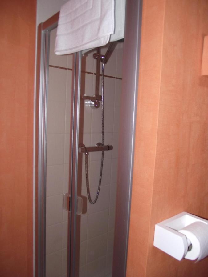 Acaba D'Entrar Bed and Breakfast Le Caylar Εξωτερικό φωτογραφία