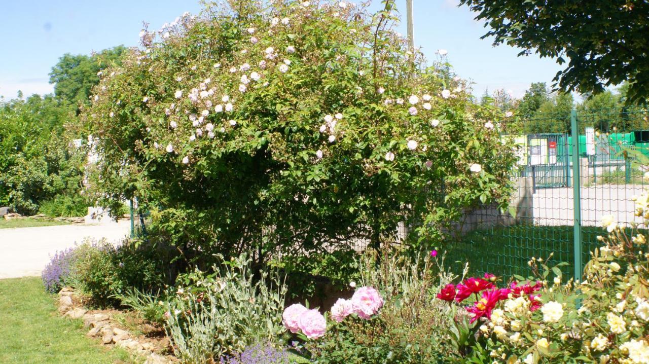 Acaba D'Entrar Bed and Breakfast Le Caylar Εξωτερικό φωτογραφία